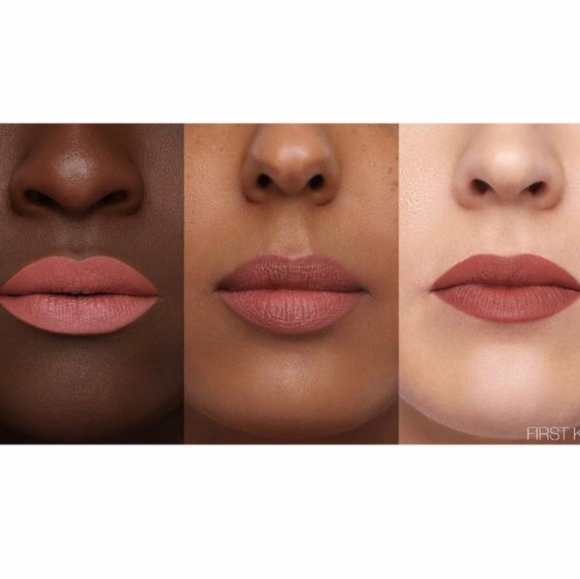 2 for $25! Huda Beauty Power Matte Lipstick - Picture 3 of 4